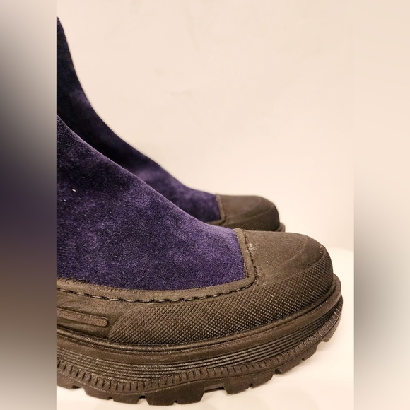 LIFE Women's Italian Blue & Black Suede Platform ChelseaBoots Size 6.5 /37 - Picture 9 of 14